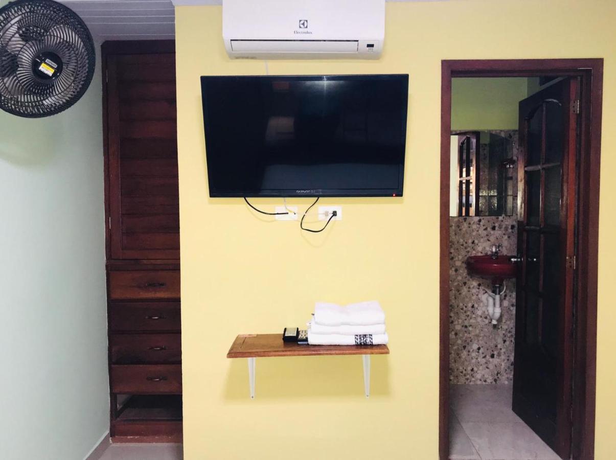 Hostal La Esperanza Leticia Dış mekan fotoğraf